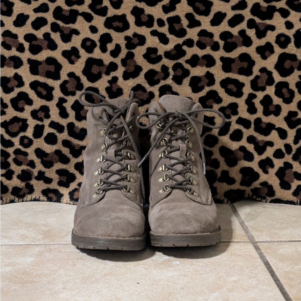 Born Codi lace-up hiking boots